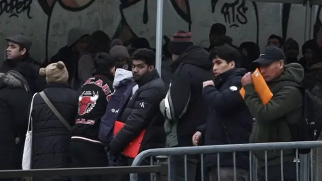 Permessi di soggiorno a Torino: da diritto ad odissea